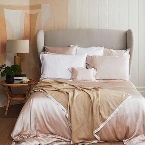 SLIP PURE SILK EURO SUPER SQUARE PILLOWCASE